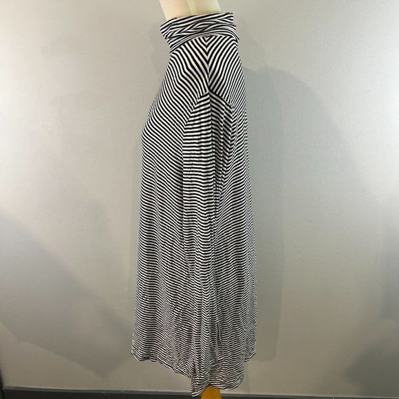 🌿4/$35🌿 GEORGE Black White Stripe Turtle Neck Sweater (XXL) - Picture 4 of 7